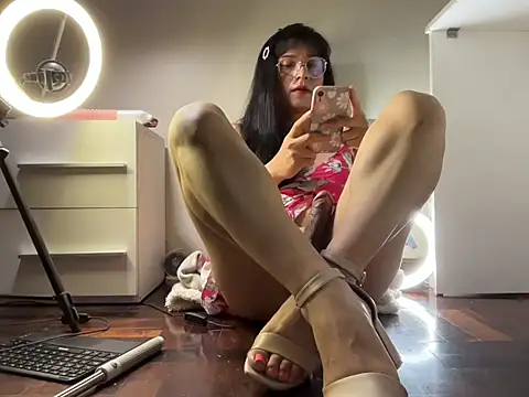 valeria lokitasexy online show from December 3, 3:20 am