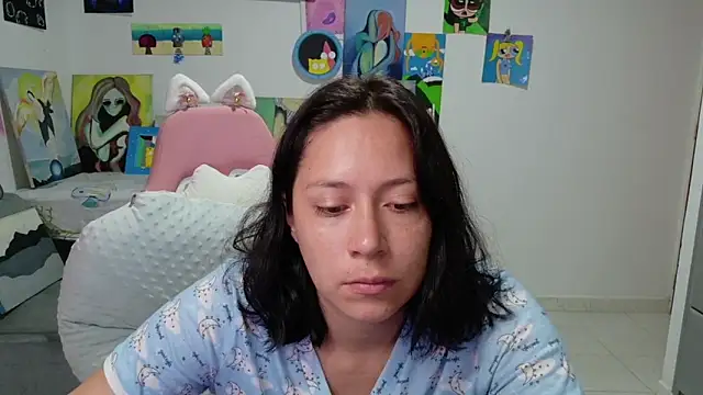 Snapshot of MommyMiaWs chatting on July 2, 2:23 pm MommyMiaWs online show from July 2, 2:23 pm