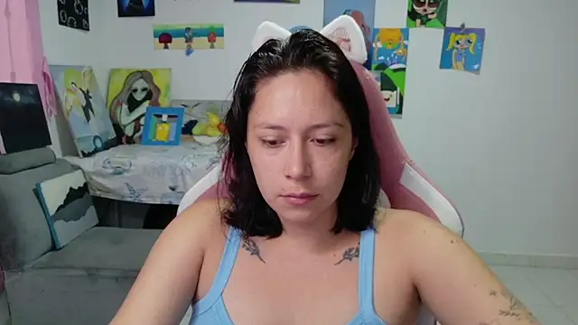 Snapshot of MommyMiaWs chatting on July 3, 3:07 pm MommyMiaWs online show from July 3, 3:07 pm