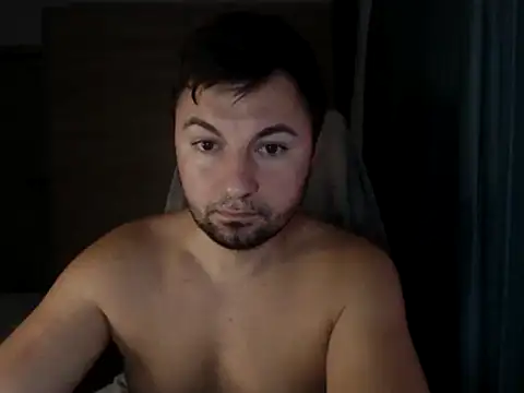 Snapshot of HankMalone chatting on October 18, 2:47 am HankMalone online show from October 18, 2:47 am