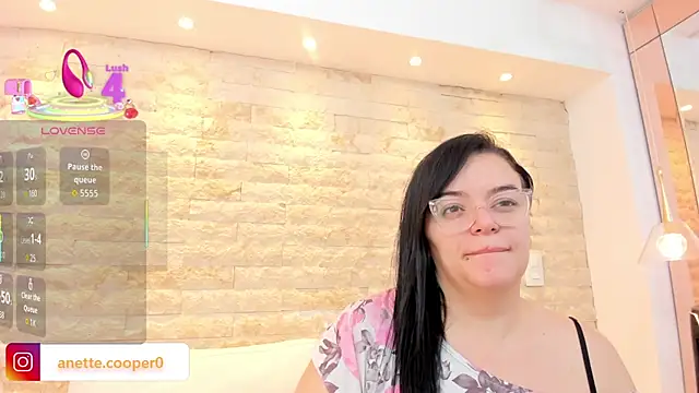 anette cooper online show from December 3, 3:36 am