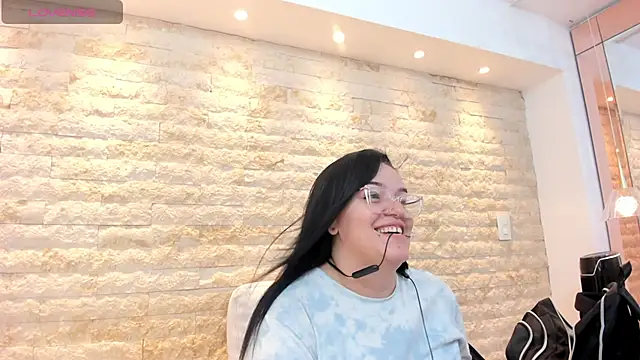 anette cooper online show from December 4, 3:38 am