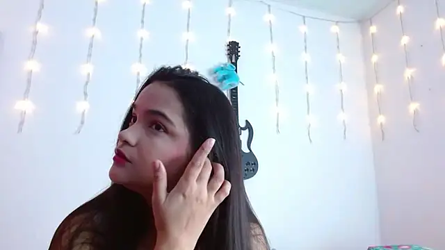 monica little23 online show from October 8, 12:03 pm