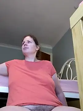 xxSexyBushLinnxx online show from January 22, 8:06 pm