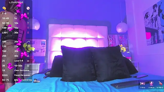 cinthya walker1 online show from February 17, 1:51 pm