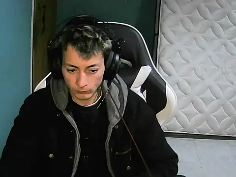 Snapshot of Jughead_16 chatting on September 21, 10:33 pm Jughead 16 online show from September 21, 10:33 pm