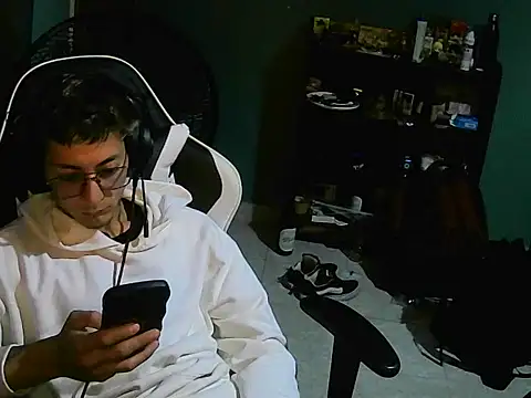 Snapshot of Jughead_16 chatting on October 27, 5:22 am Jughead 16 online show from October 27, 5:22 am