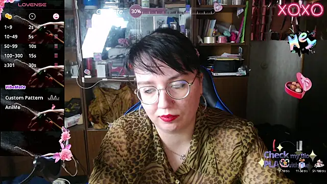 Snapshot of LeonaHarrison chatting on February 11, 7:33 am LeonaHarrison online show from February 11, 7:33 am