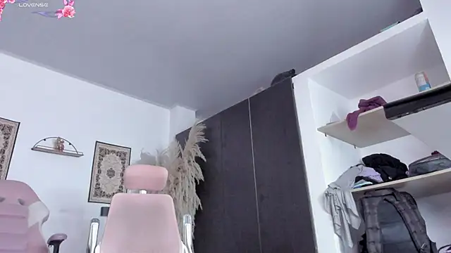 Snapshot of ibeth_diaz chatting on December 19, 12:39 am ibeth diaz online show from December 19, 12:39 am