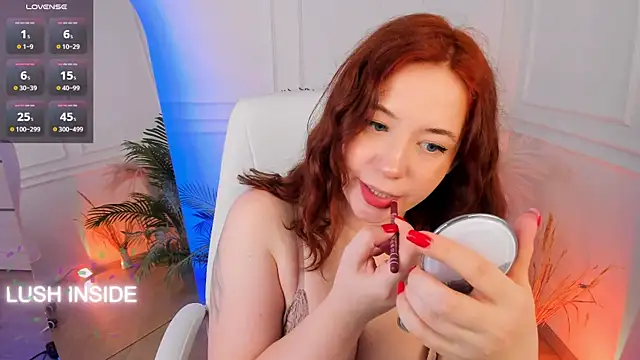 Pretty Alison online show from March 30, 2:07 pm