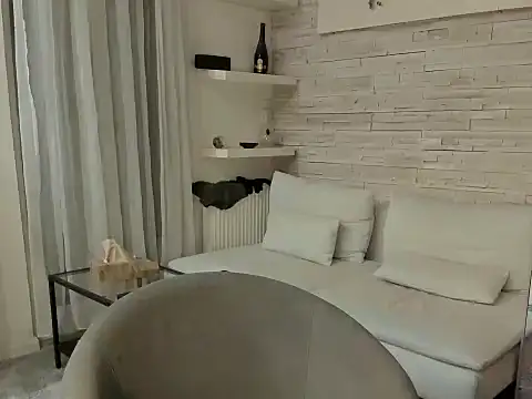 Snapshot of paulblack21 chatting on February 22, 6:50 pm paulblack21 online show from February 22, 6:50 pm