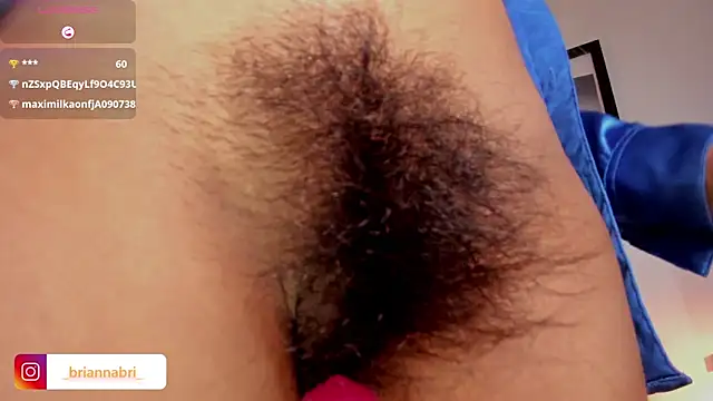 Snapshot of brianahill_ chatting on May 26, 10:17 pm brianahill online show from May 26, 10:17 pm