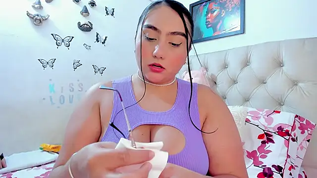 Snapshot of NayaWayne chatting on March 14, 4:23 pm NayaWayne online show from March 14, 4:23 pm