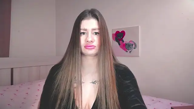 JuicyHelenX online show from March 9, 5:17 pm