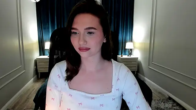 GracefulLook online show from February 4, 4:08 pm