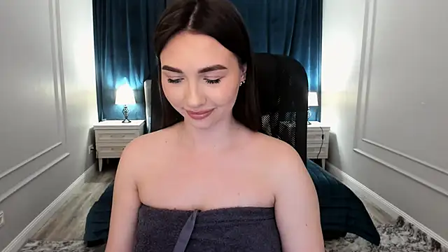 GracefulLook online show from February 15, 10:42 pm