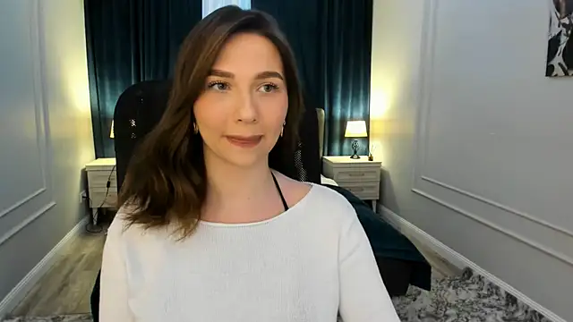 GracefulLook online show from March 2, 2:43 pm