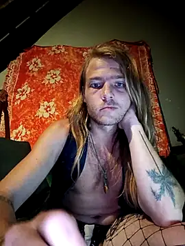 Salted Playday online show from November 4, 1:38 am