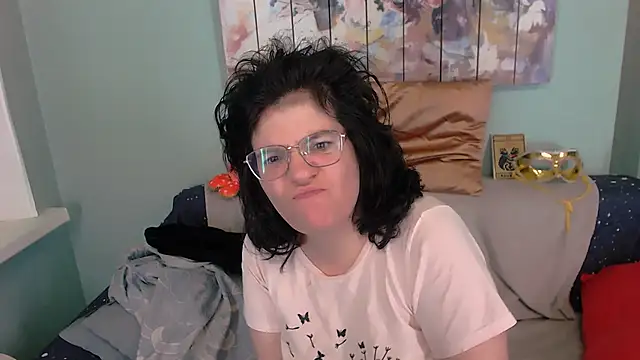 EverlyRays online show from October 27, 11:47 am