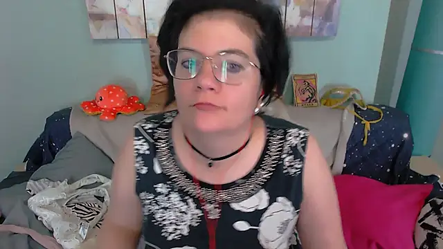 EverlyRays online show from November 26, 12:39 pm