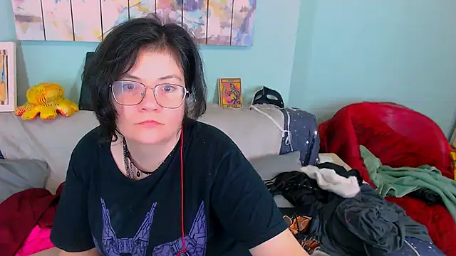 EverlyRays online show from January 18, 6:23 pm