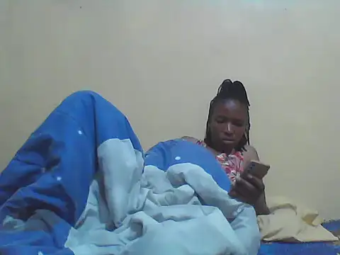 Smillie prety online show from January 9, 3:42 am