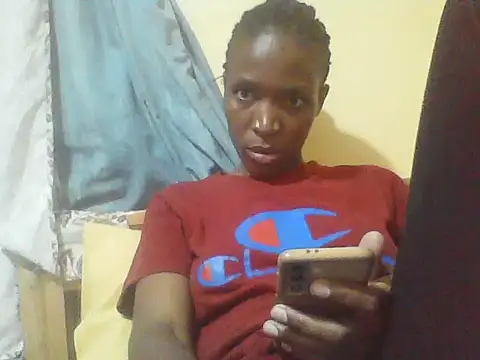 Smillie prety online show from April 14, 4:46 pm