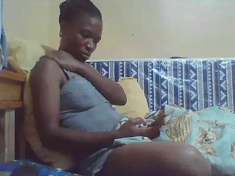 Smillie prety online show from April 18, 6:06 am