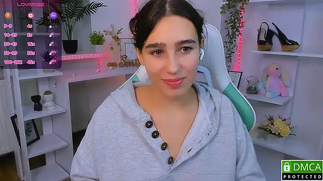  Eliizabeth  online show from November 9, 9:57 pm