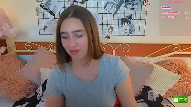  Eliizabeth  online show from May 7, 9:09 pm