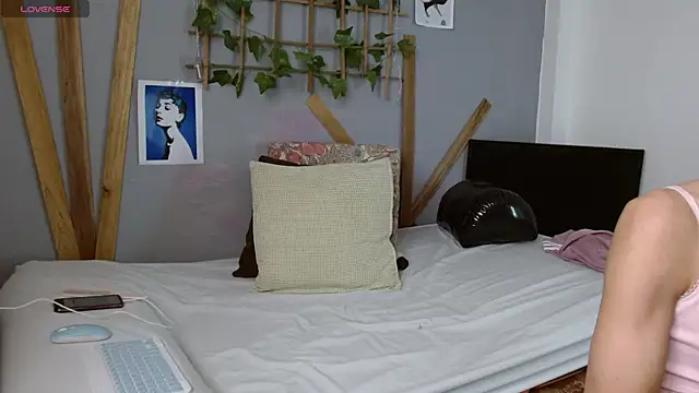 fem boyxx online show from February 12, 3:16 pm