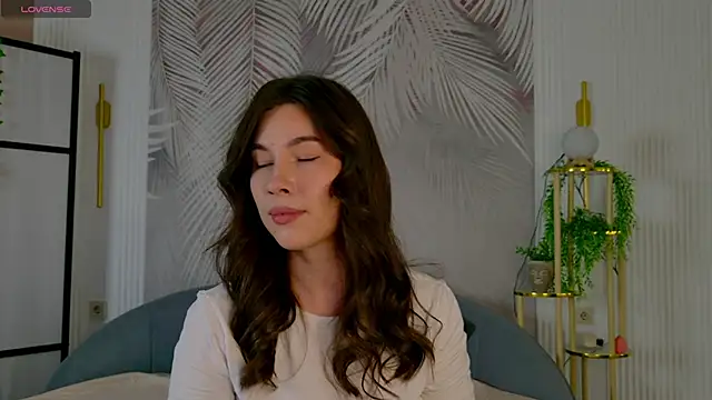 Marie Diaze online show from May 29, 5:05 am