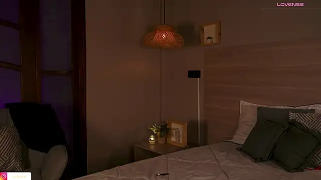 lua ferch   online show from October 16, 1:12 pm