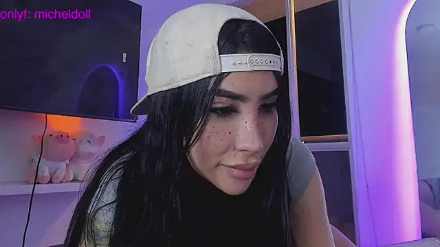 Snapshot of GarciaMilu chatting on June 12, 3:27 am GarciaMilu online show from June 12, 3:27 am