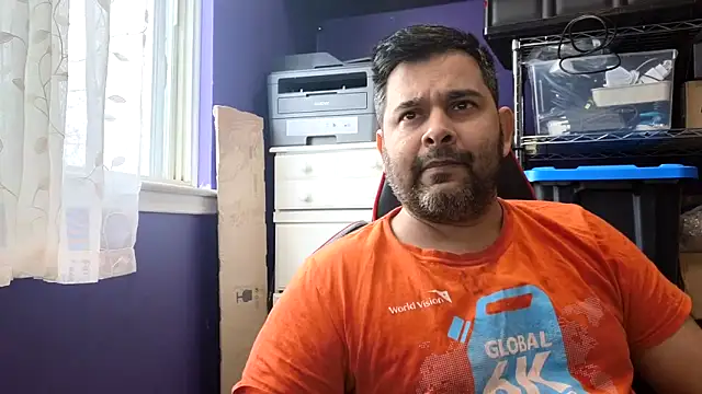 Snapshot of Sakhtlaundaz chatting on February 10, 3:16 pm Sakhtlaundaz online show from February 10, 3:16 pm