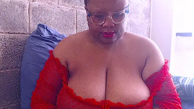 Snapshot of PASION_THUNDERX23 chatting on October 16, 6:03 am PASION THUNDERX23 online show from October 16, 6:03 am