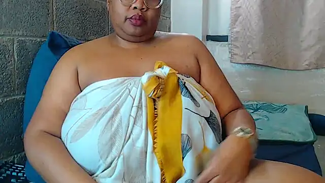 Snapshot of PASION_THUNDERX23 chatting on October 26, 8:37 pm PASION THUNDERX23 online show from October 26, 8:37 pm