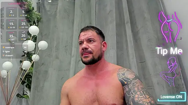 musclemonster31 online show from March 3, 4:14 am