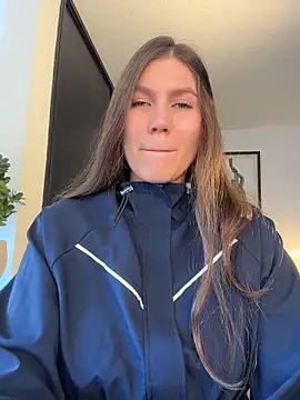 AmelieLaurent  online show from May 6, 1:27 pm