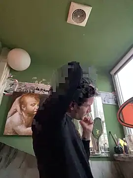 Snapshot of ETHAN_MOORE chatting on October 28, 1:36 pm ETHAN MOORE online show from October 28, 1:36 pm