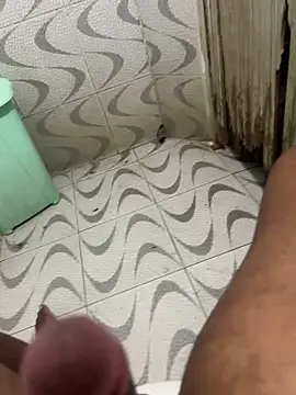 Snapshot of punhetaba chatting on February 20, 6:10 am punhetaba online show from February 20, 6:10 am