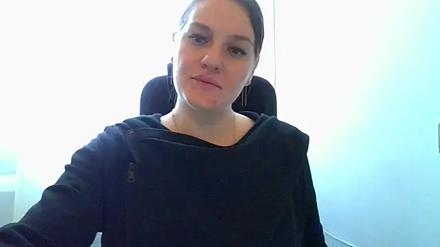 Snapshot of EndlessLustX chatting on February 4, 9:07 am EndlessLustX online show from February 4, 9:07 am