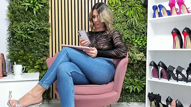 sweetcherry30 online show from February 12, 7:14 am