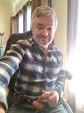 Snapshot of MichOxxford chatting on September 15, 4:12 am MichOxxford online show from September 15, 4:12 am