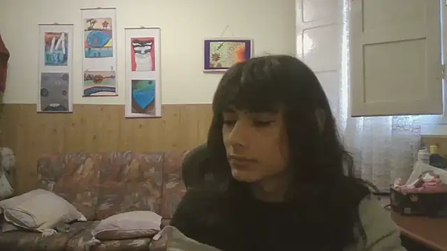 calliemaggotbone online show from November 14, 4:17 pm