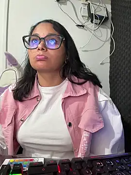 Snapshot of Cuteprincess21 chatting on February 21, 11:50 pm Cuteprincess21 online show from February 21, 11:50 pm