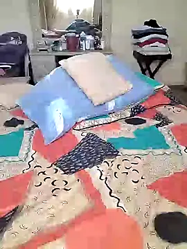 Snapshot of makaviwe chatting on March 19, 11:06 am makaviwe online show from March 19, 11:06 am