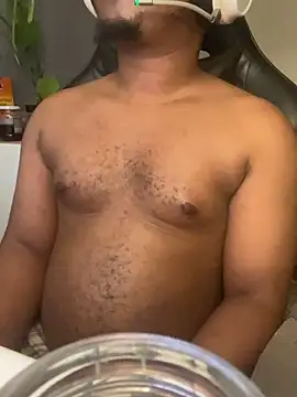 YesTheSexiest online show from September 21, 4:41 pm