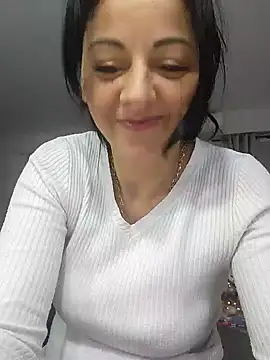 Snapshot of bruneta_sexy23 chatting on December 29, 4:59 am bruneta sexy23 online show from December 29, 4:59 am