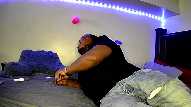 Snapshot of juliet_bandit227 chatting on January 12, 2:09 pm juliet bandit227 online show from January 12, 2:09 pm